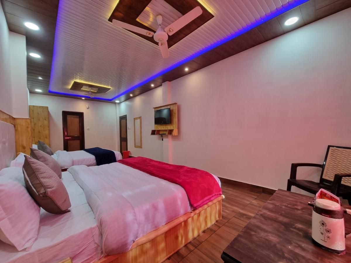 Grand Kailash Khajjiar Dalhousie Luaran gambar