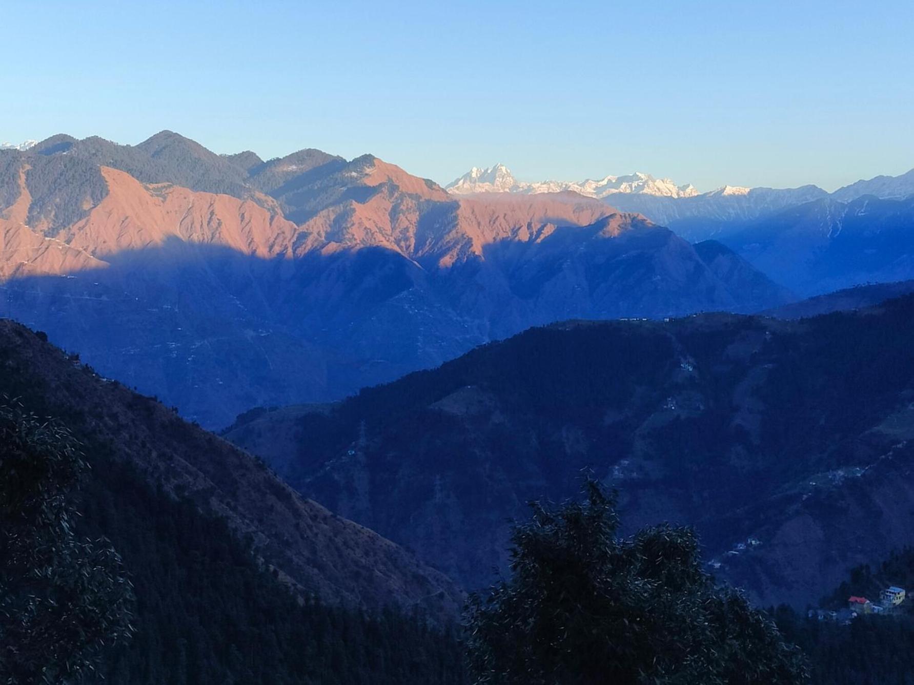Grand Kailash Khajjiar Dalhousie Bilik gambar