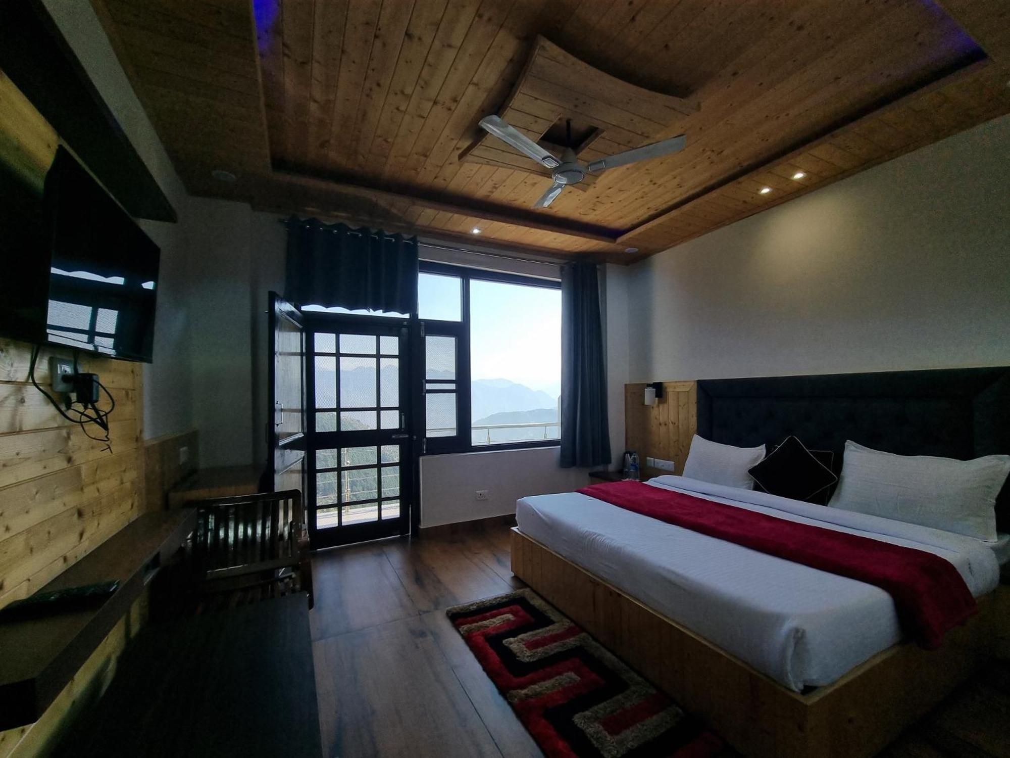 Grand Kailash Khajjiar Dalhousie Luaran gambar